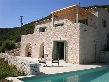 Urania Luxury וילה Pondi